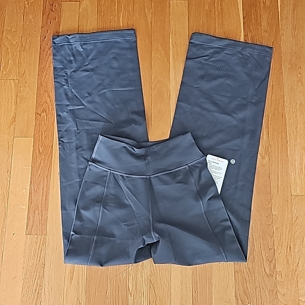 * NWT Lululemon GREY Sit In Stillness Pant Size 4 GREY High Rise Wide Leg Pant